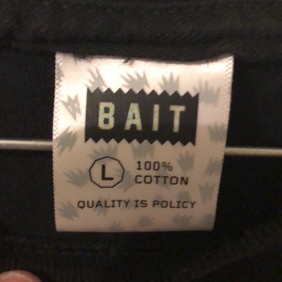 Bait Tee Shirt - Picture 4 of 5